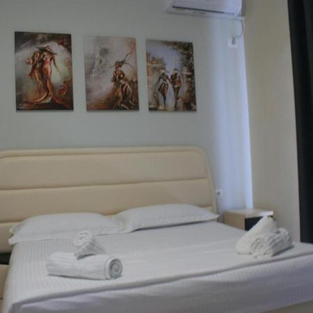 Apartments In Potam Himare Ngoại thất bức ảnh